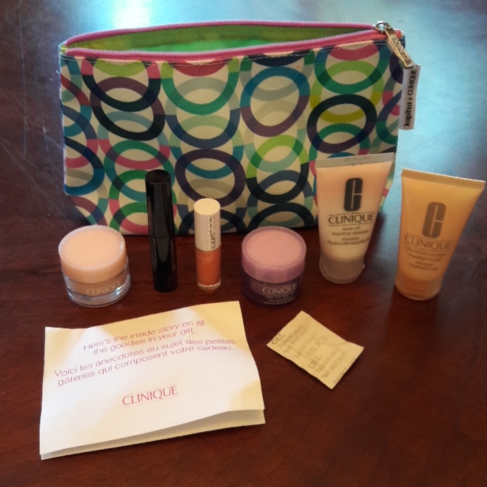 CLINIQUE BONUS!!!  Brand new!